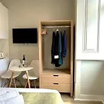Metropolitan Living - Janelas Verdes Lisboa