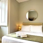 Metropolitan Living - Janelas Verdes Appartement *