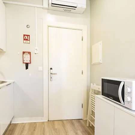 Metropolitan Living - Janelas Verdes Apartment Lisbon