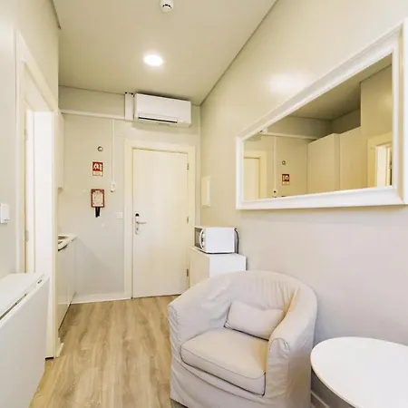 Metropolitan Living - Janelas Verdes *