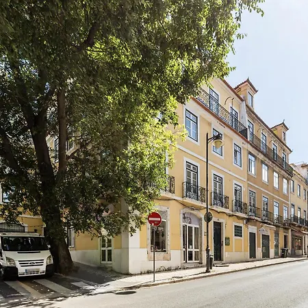 Metropolitan Living - Janelas Verdes *