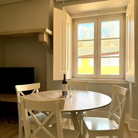 Apartment Metropolitan Living - Janelas Verdes Lisbon
