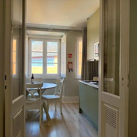 Metropolitan Living - Janelas Verdes