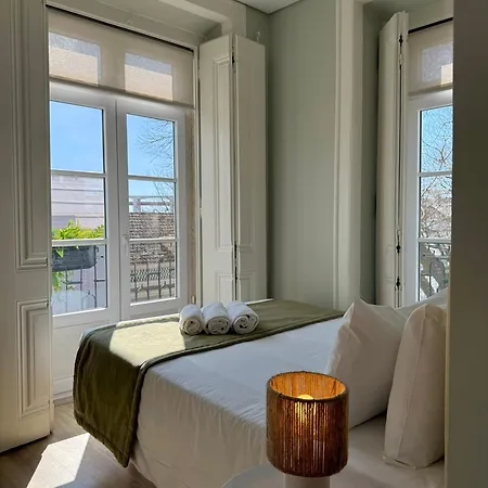 Metropolitan Living - Janelas Verdes Lisbon