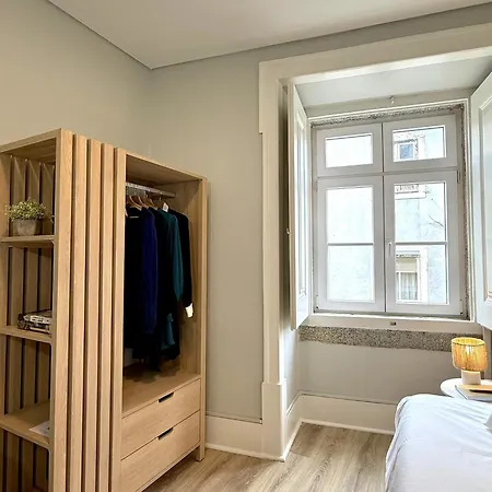 Apartment Metropolitan Living - Janelas Verdes