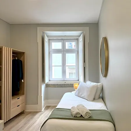 Metropolitan Living - Janelas Verdes * Lisbon