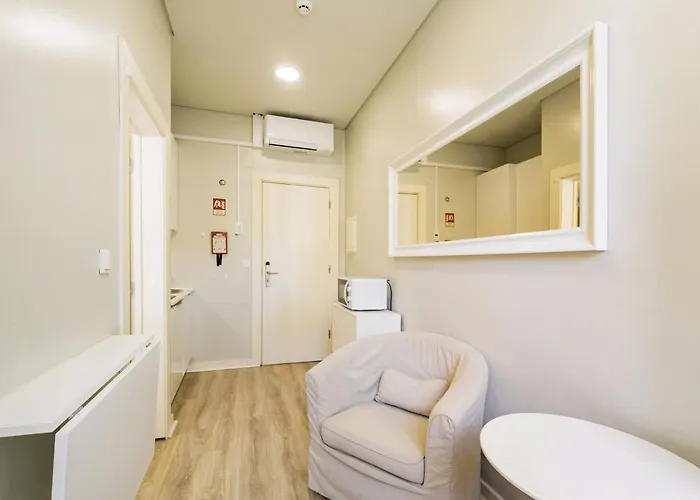 Metropolitan Living - Janelas Verdes *