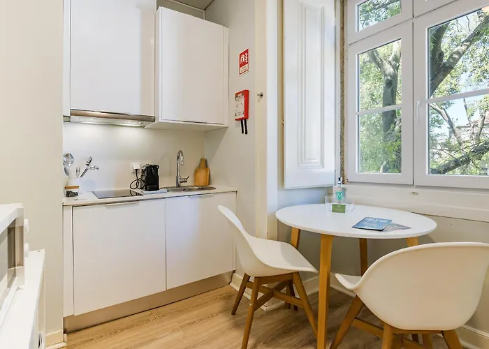 Apartment Metropolitan Living - Janelas Verdes