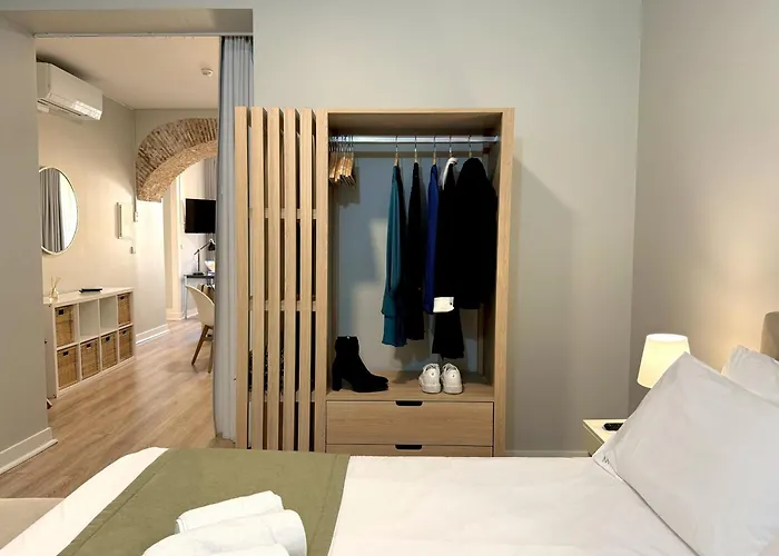 Metropolitan Living - Janelas Verdes