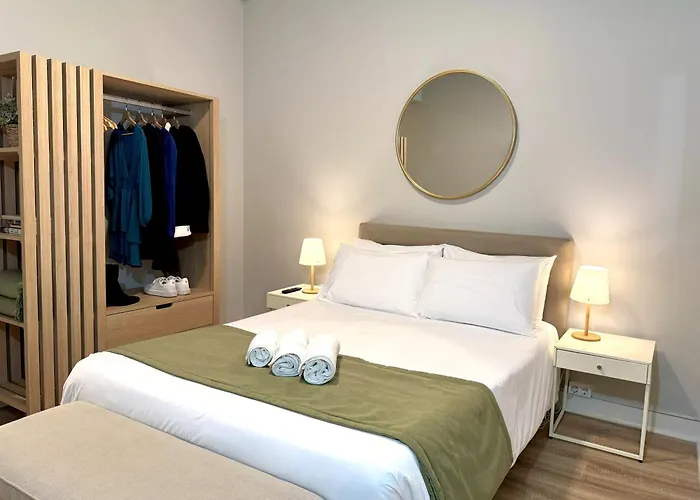 Apartment Metropolitan Living - Janelas Verdes *