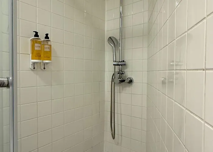 Metropolitan Living - Janelas Verdes *