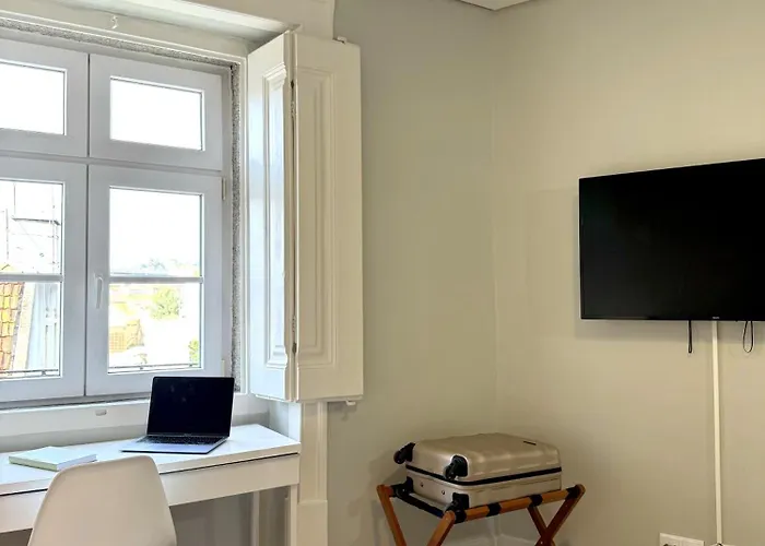 Apartment Metropolitan Living - Janelas Verdes