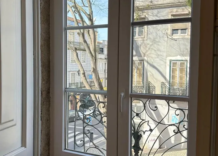 Apartment Metropolitan Living - Janelas Verdes Lissabon