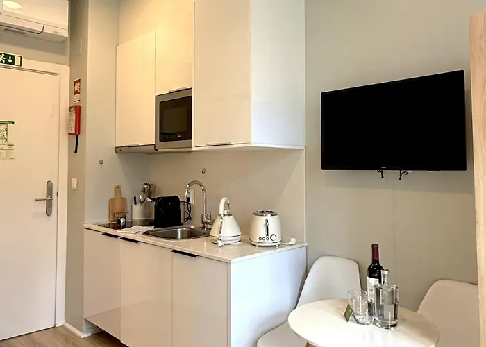 Apartment Metropolitan Living - Janelas Verdes