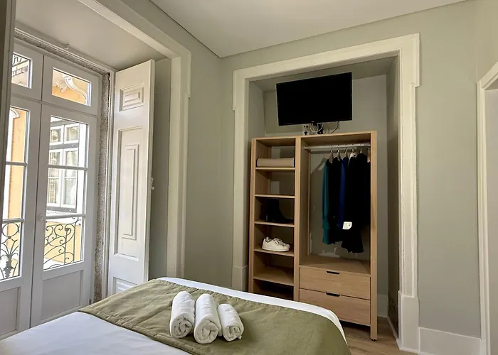 Metropolitan Living - Janelas Verdes